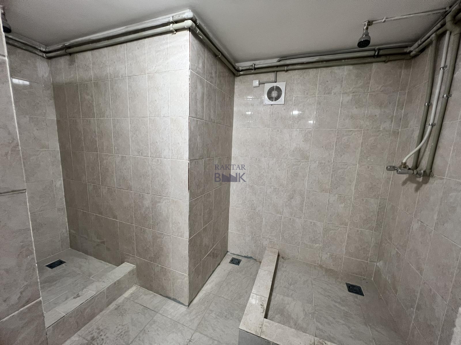 Eladó Raktár - XXI. kerület Varrógépgyár utca - 1 980 000 Ft-kép(16592)