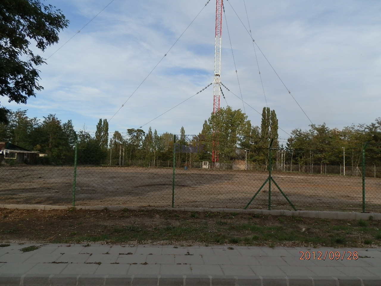 Eladó Telek - Szigetszentmiklós-Lakihegy Komp - 50 000 000 Ft-kép(11768)