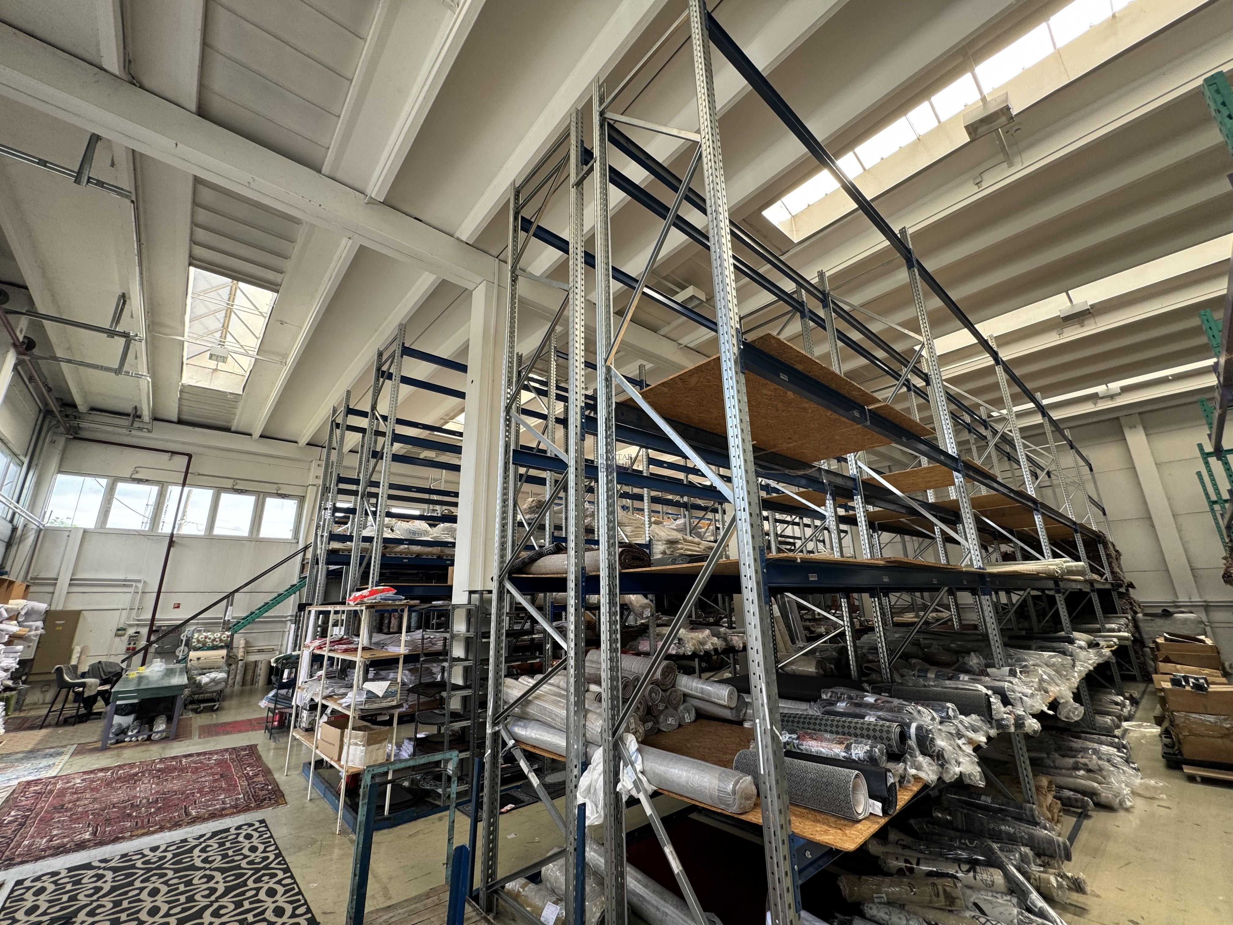Kiadó Raktár - X. kerület Tündérfürt utca - 1 990 000,0 EUR/m2/hó-kép(16441)