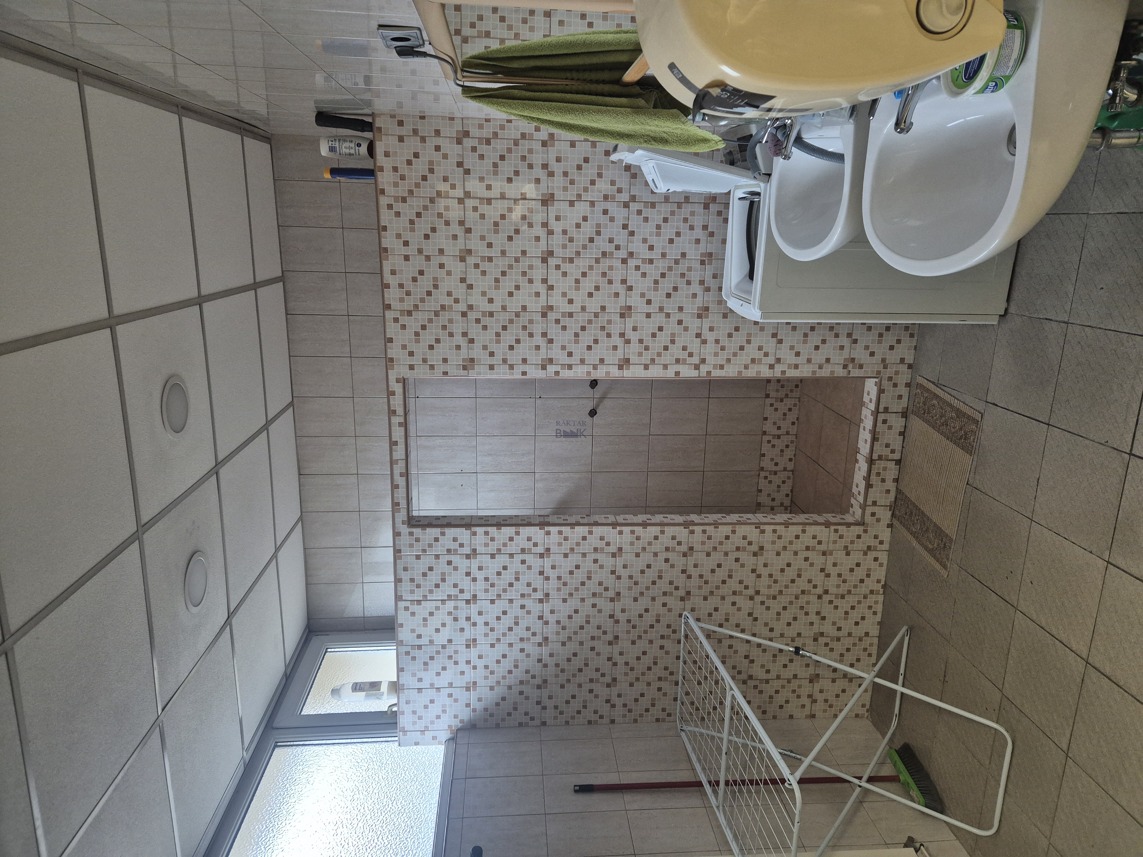 Eladó Raktár - XXI. kerület Orion utca - 399 000 000 Ft-kép(18471)