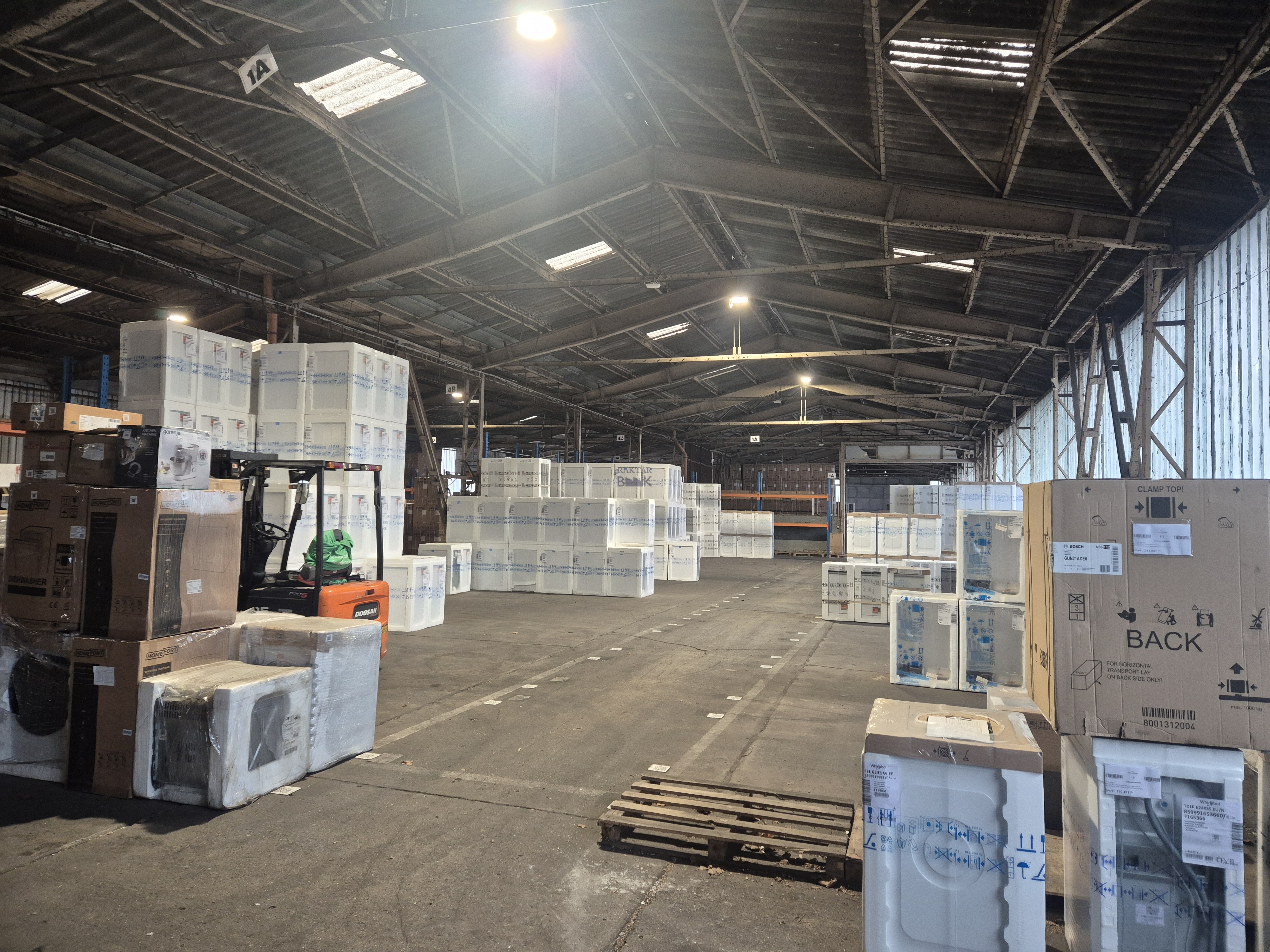 Eladó Raktár - XXI. kerület Orion utca - 399 000 000 Ft-kép(18473)