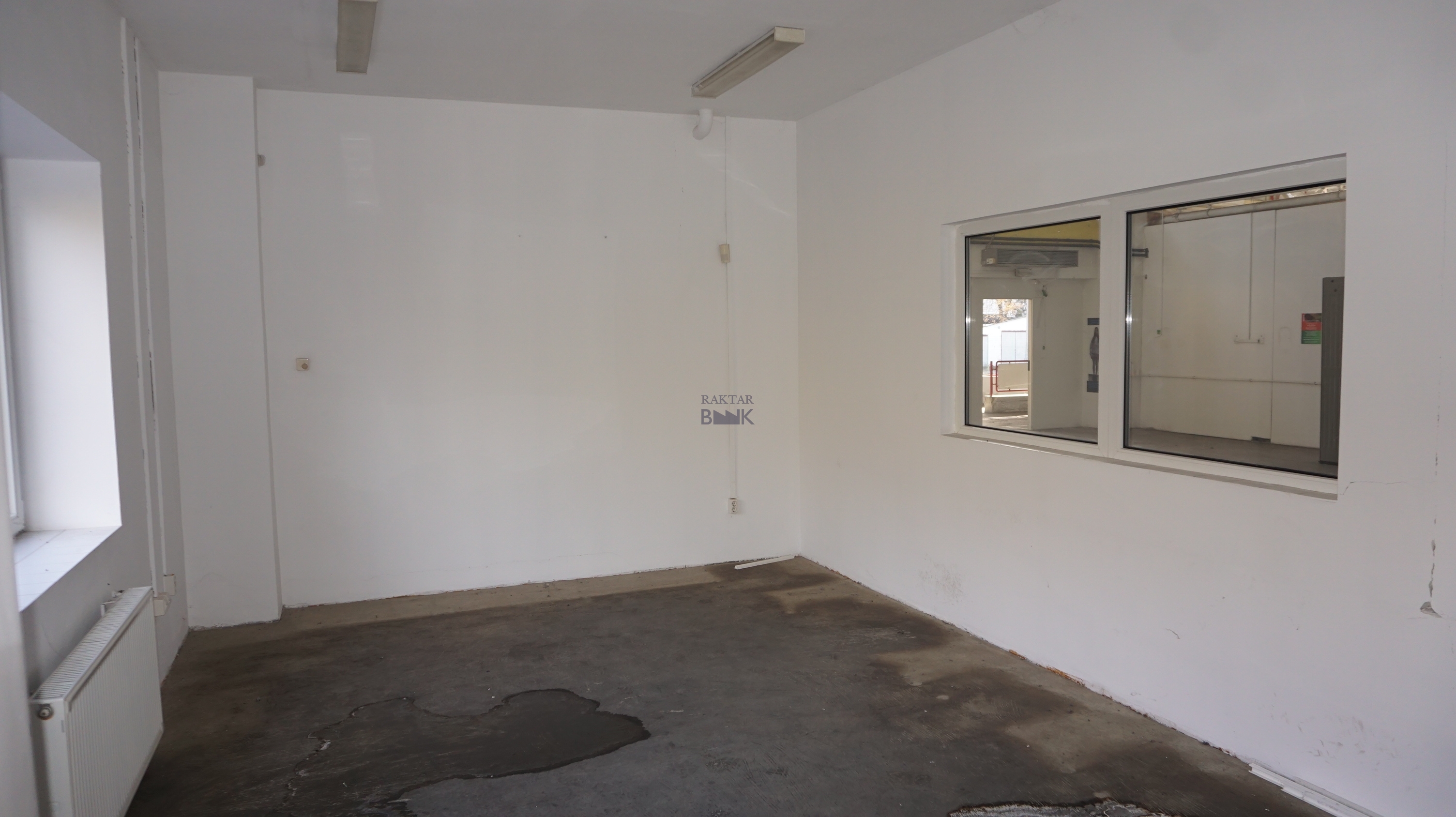 Kiadó Raktár - Zalaegerszeg Zrinyi Miklós - 15 000,0 EUR/m2/hó-kép(11119)