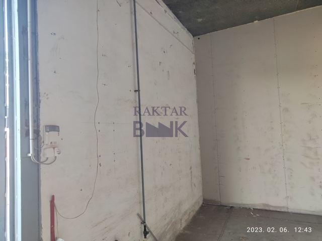 Kiadó Raktár - Székesfehérvár Széchenyi - 1 300 Ft/m2/hó-kép(11823)