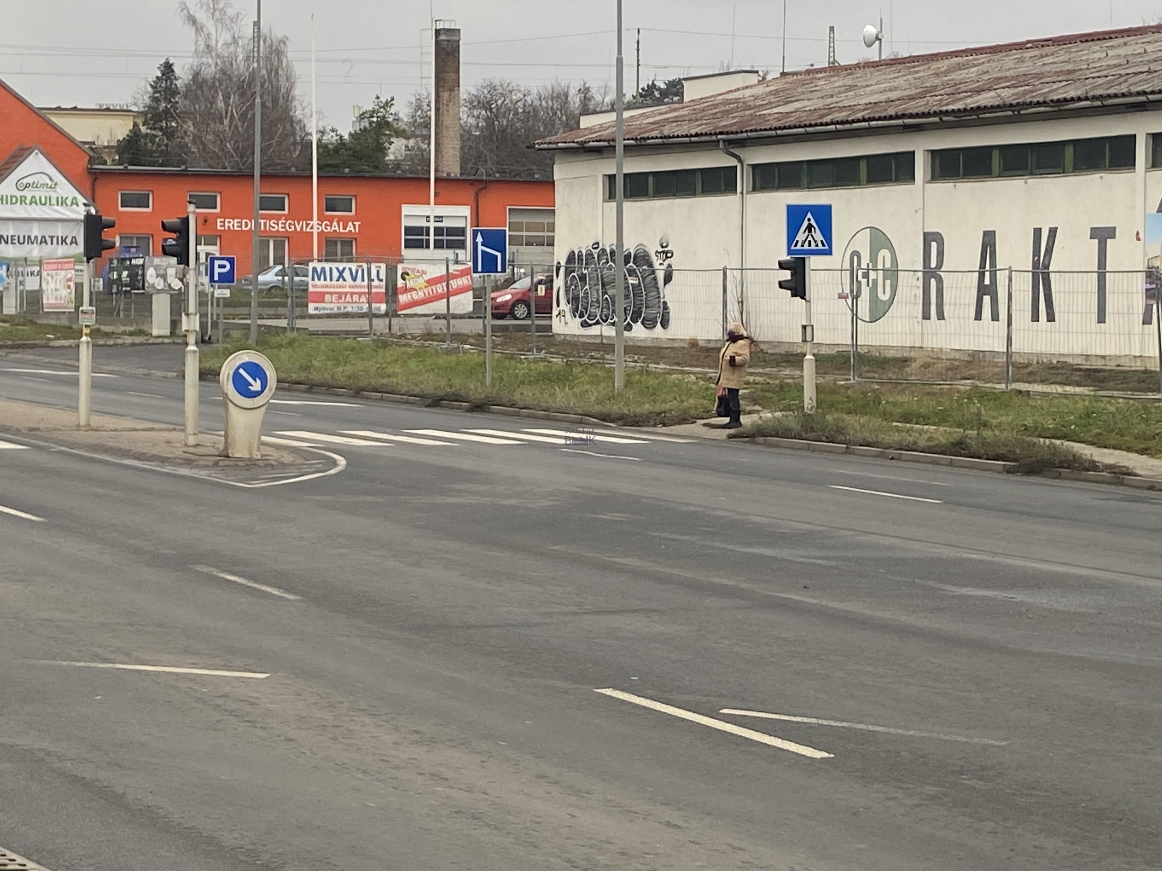 Kiadó Raktár - Sopron györi  - 1 800,0 EUR/m2/hó-kép(15602)