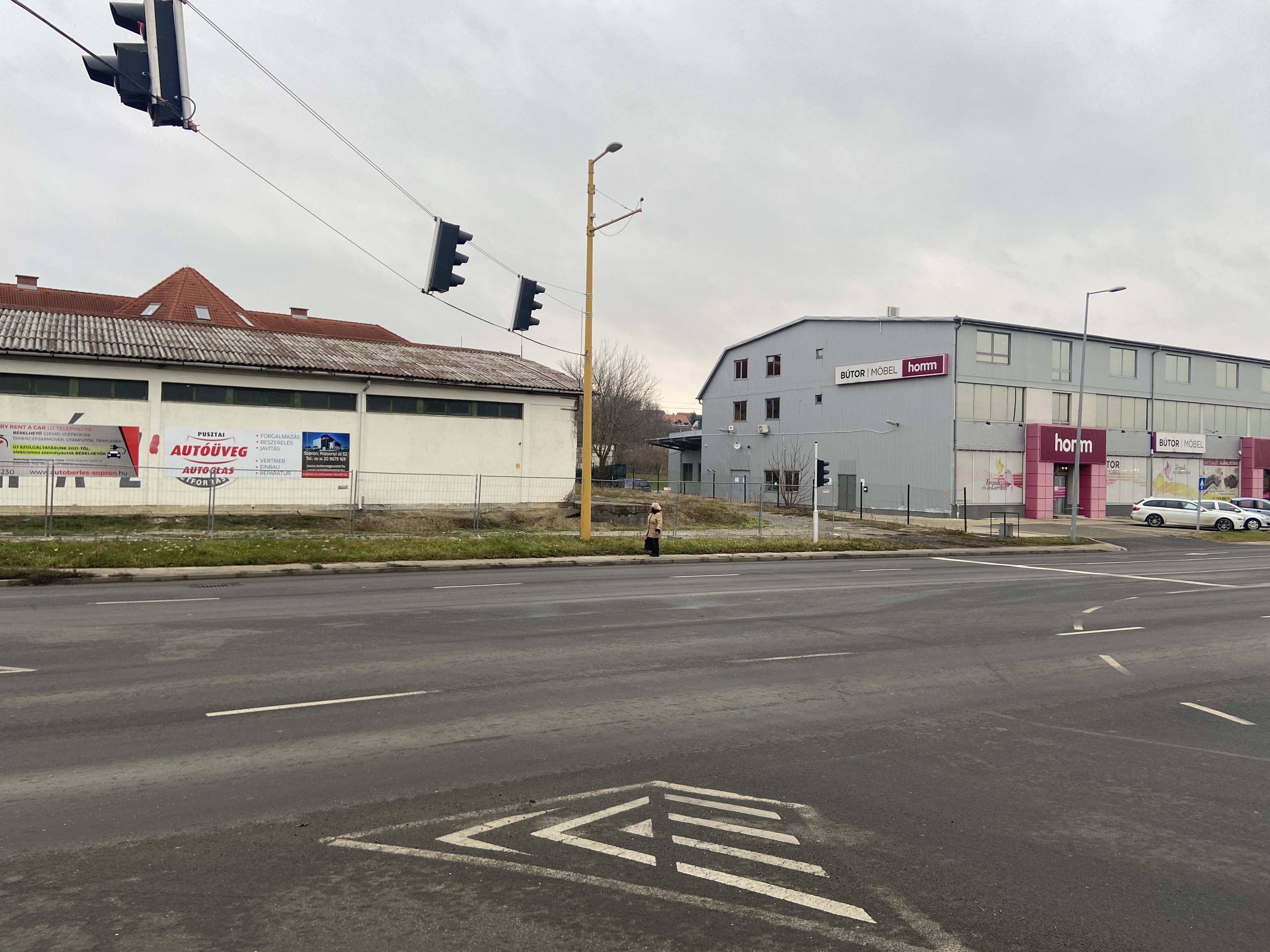 Kiadó Raktár - Sopron györi  - 1 800,0 EUR/m2/hó-kép(15604)