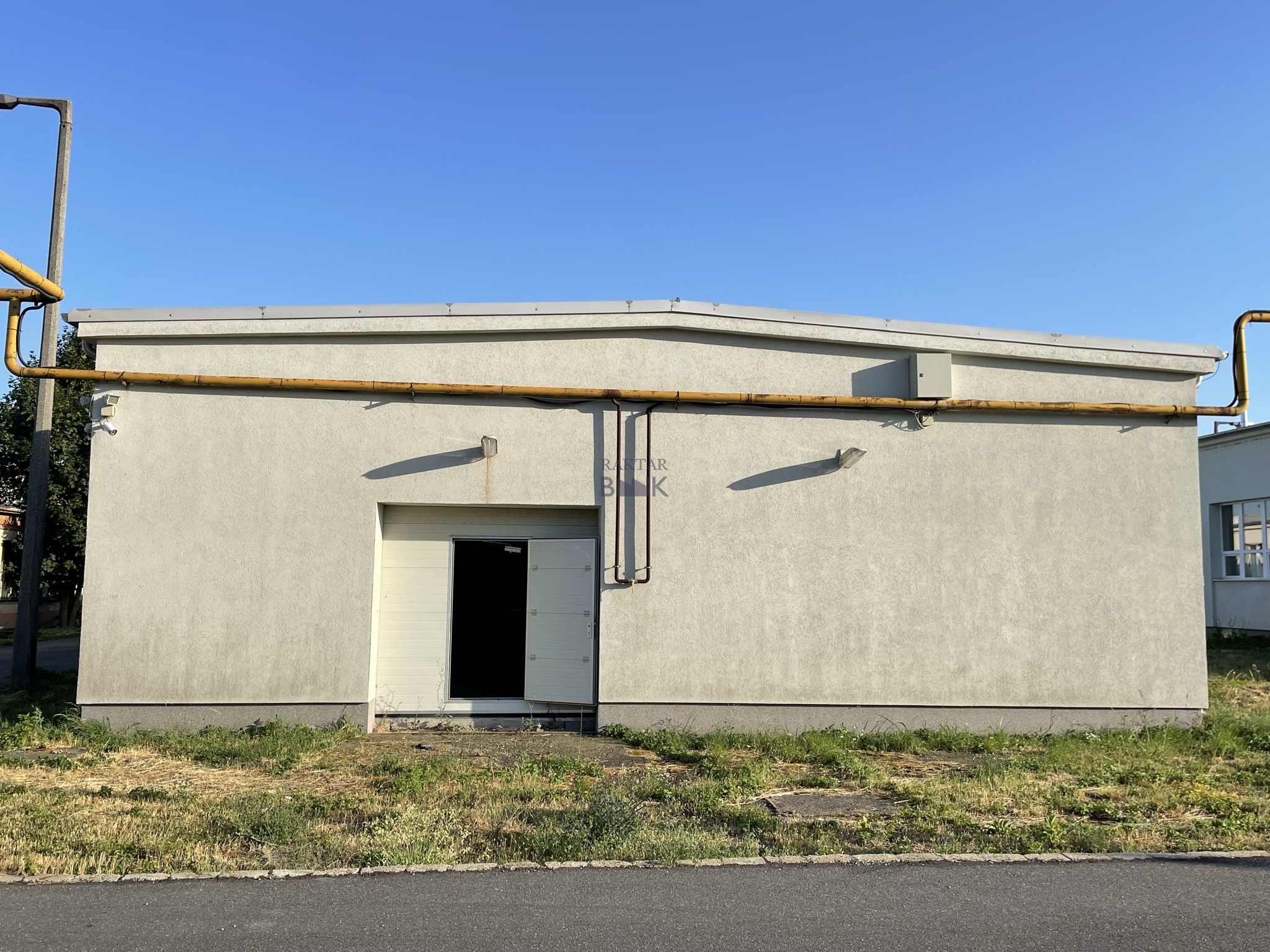 Kiadó Raktár - Szerencs Gyár utca - 1 284,0 EUR/m2/hó-kép(10956)