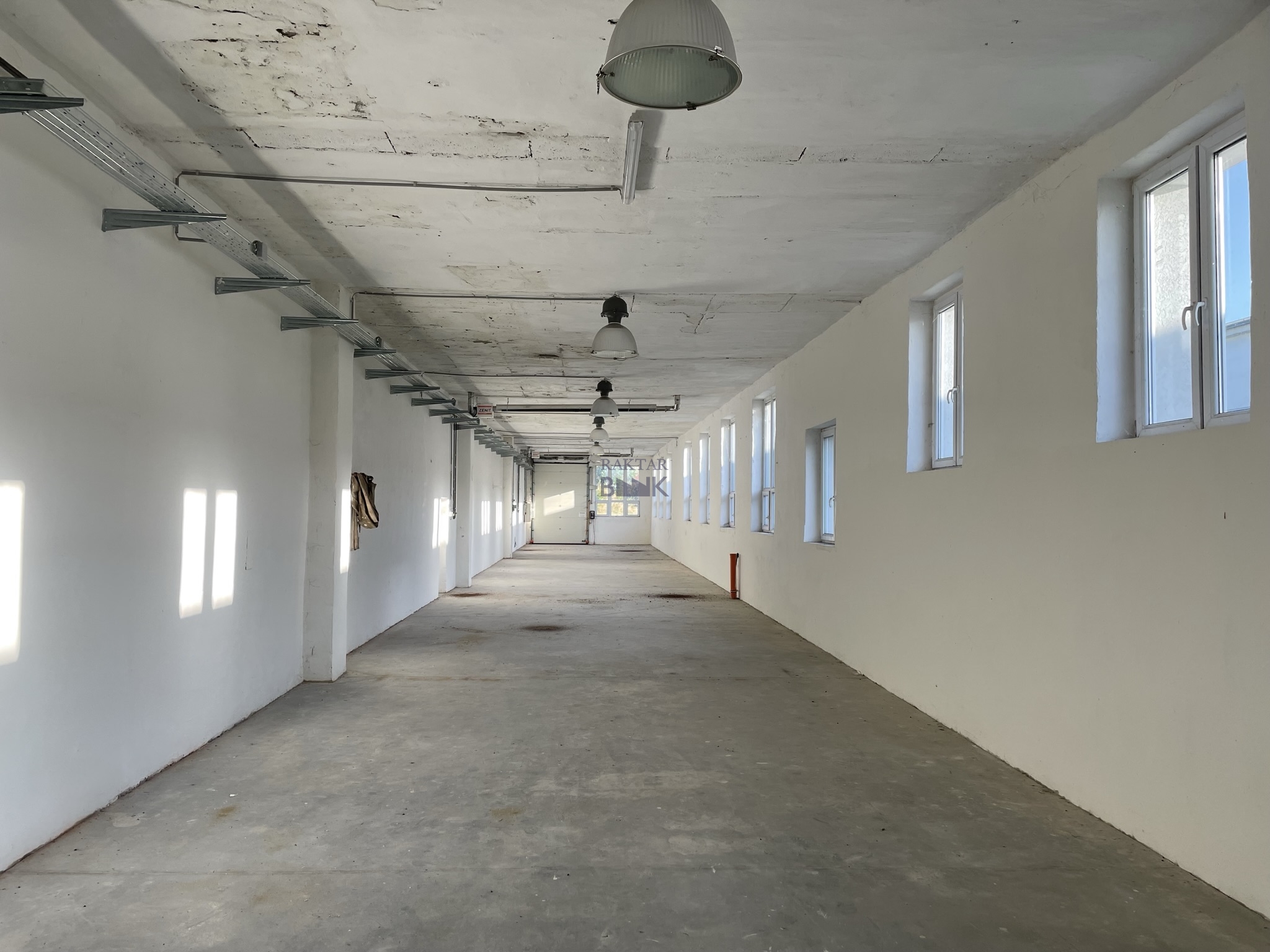 Kiadó Raktár - Szerencs Gyár utca - 1 284,0 EUR/m2/hó-kép(10959)