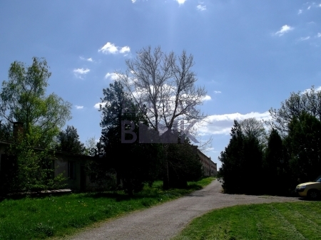 Kiadó Raktár - Nádasdladány  - 600 Ft/m2/hó-kép(11380)