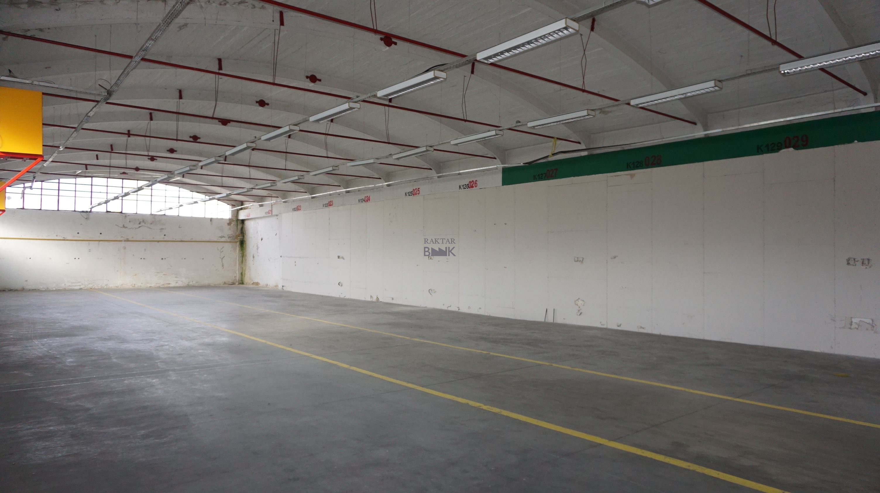 Kiadó Raktár - Zalaegerszeg Zrinyi Miklós - 5 000,0 EUR/m2/hó-kép(11101)
