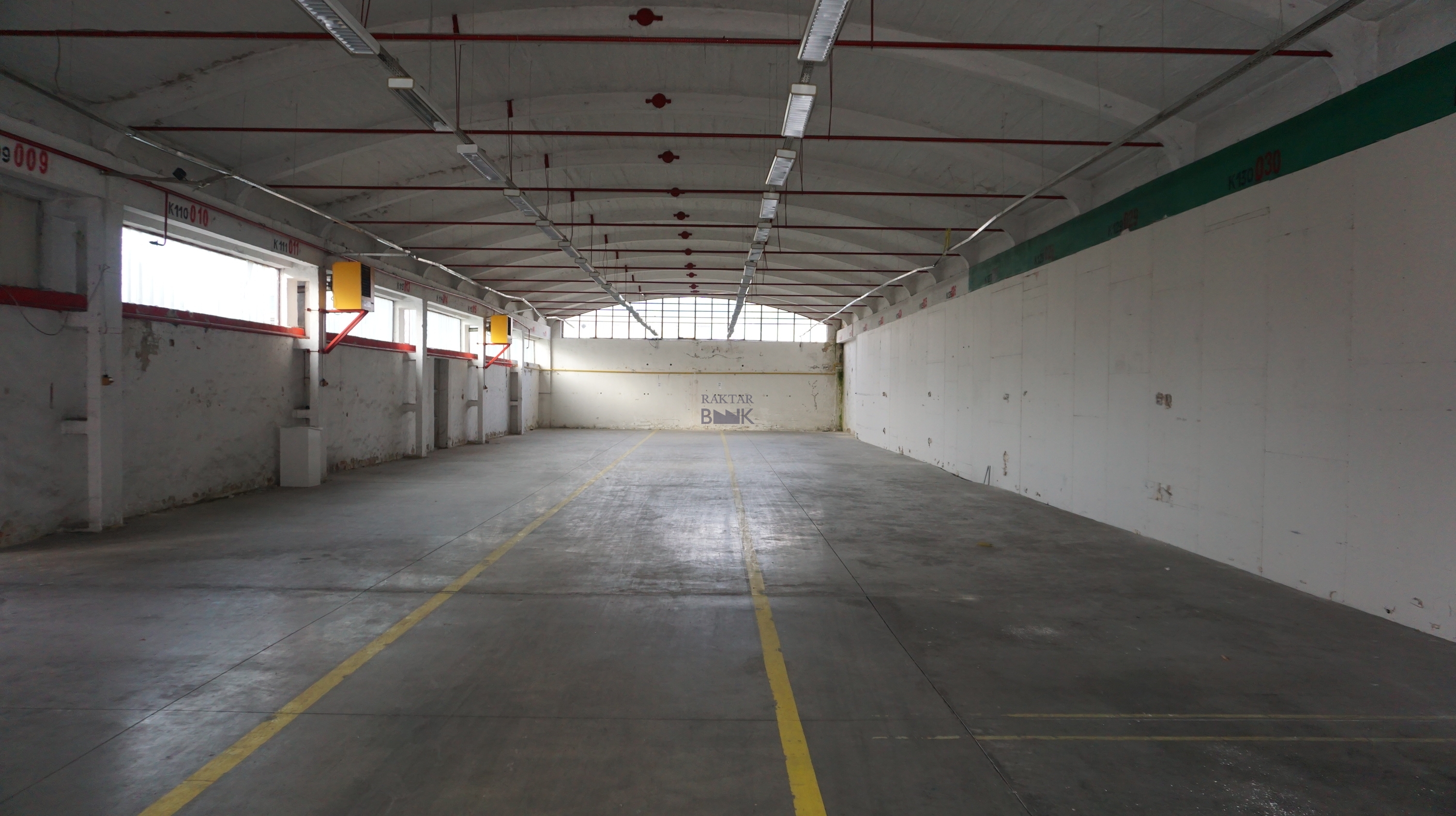 Kiadó Raktár - Zalaegerszeg Zrinyi Miklós - 5 000,0 EUR/m2/hó-kép(11100)