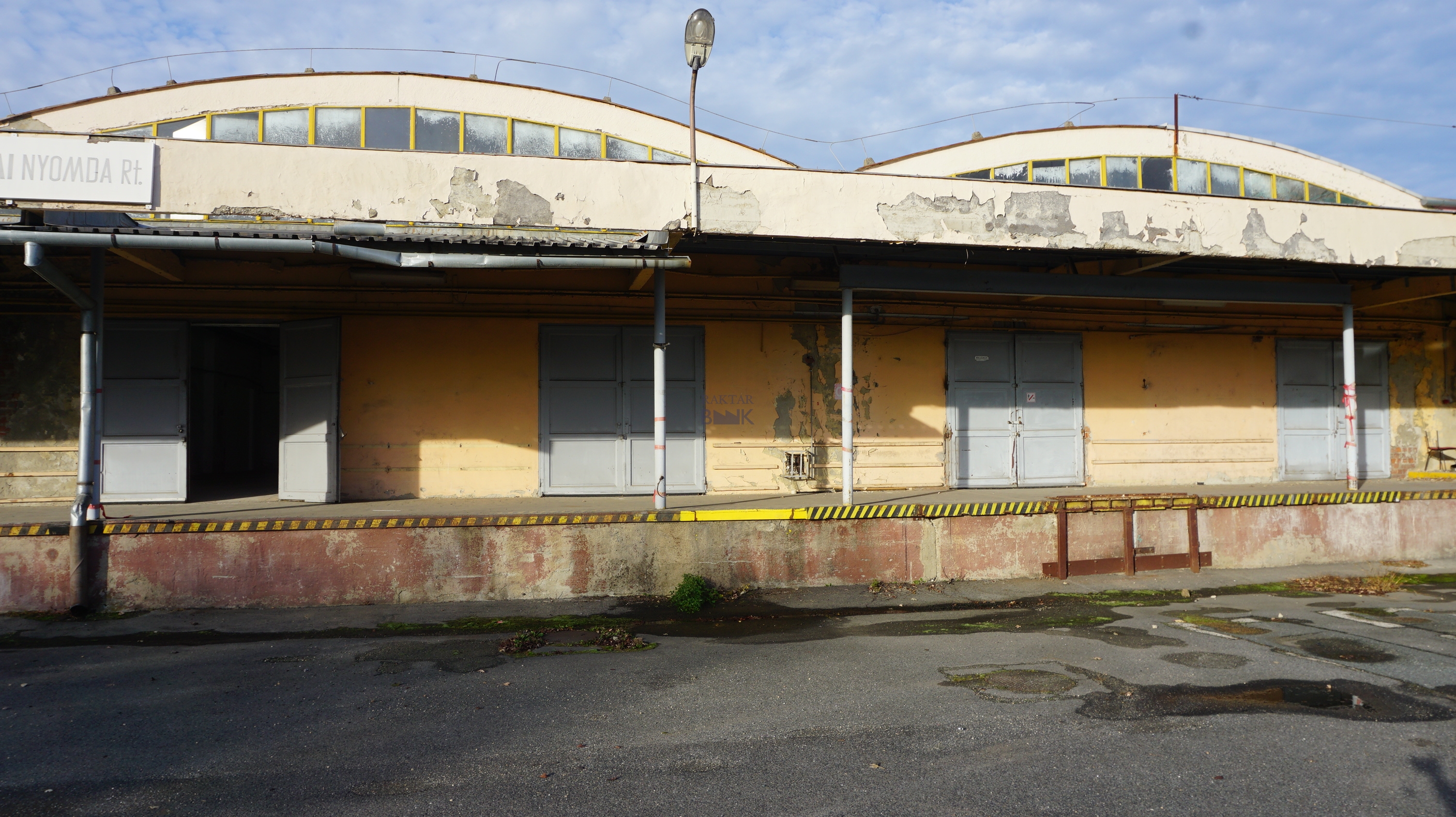 Kiadó Raktár - Zalaegerszeg Zrinyi Miklós - 10 000,0 EUR/m2/hó-kép(11116)