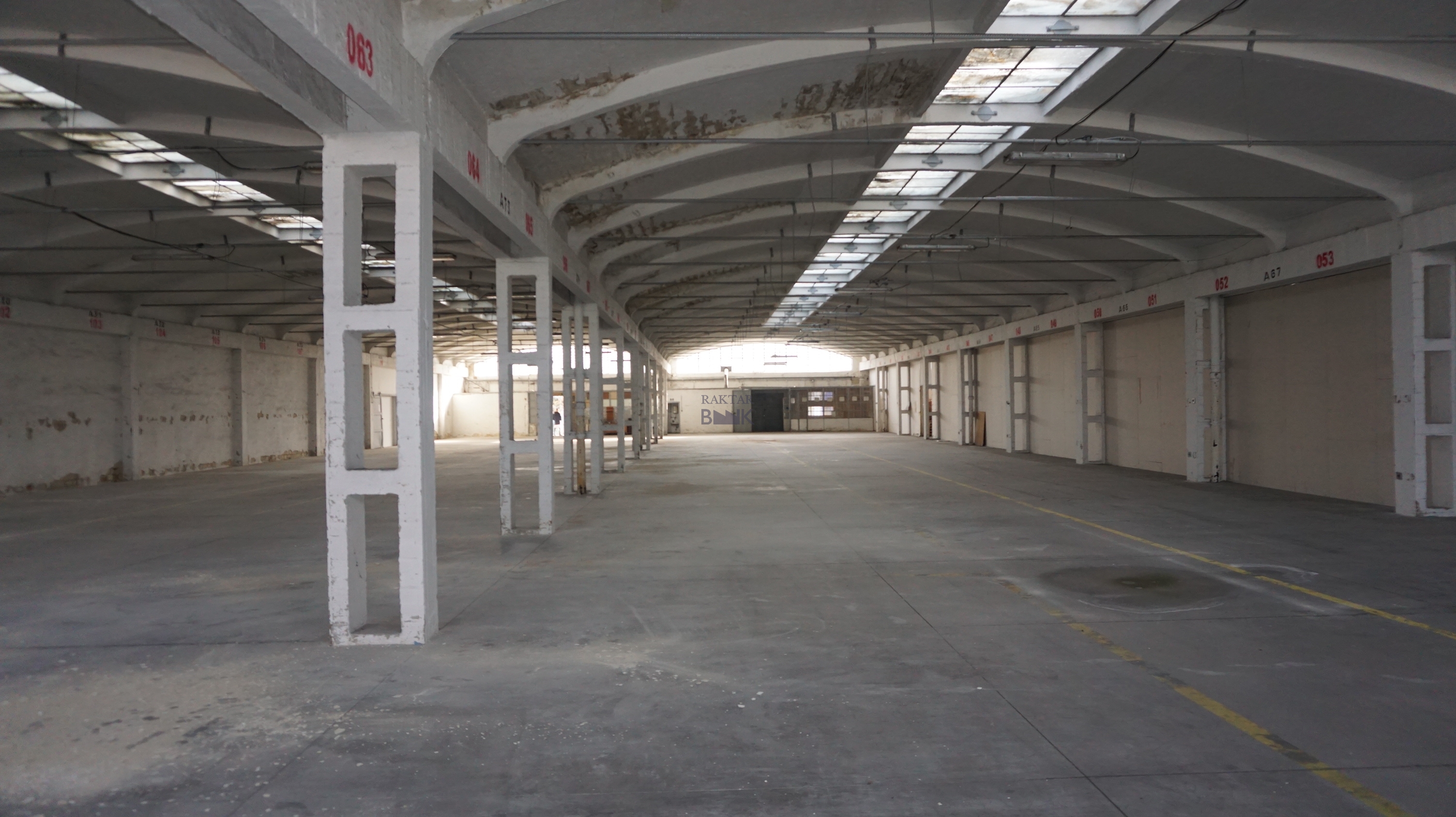 Kiadó Raktár - Zalaegerszeg Zrinyi Miklós - 10 000,0 EUR/m2/hó-kép(11110)