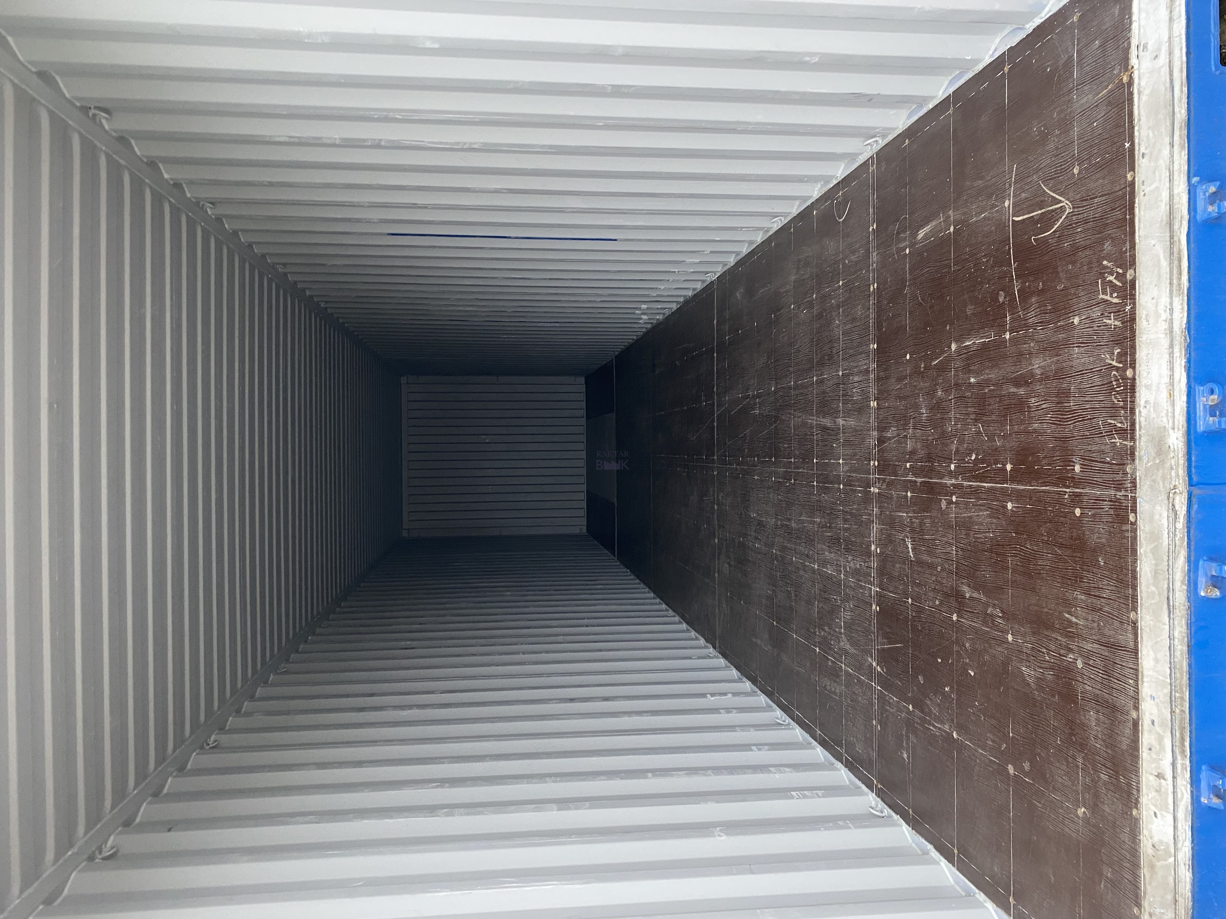 Kiadó Raktár - Szolnok Keszeg utca - 1 428 Ft/m2/hó-kép(13932)