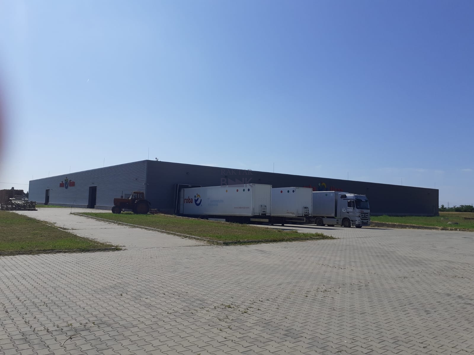 Kiadó Raktár - Csongrád Széchenyi utca - 22 500,0 EUR/m2/hó-kép(14931)
