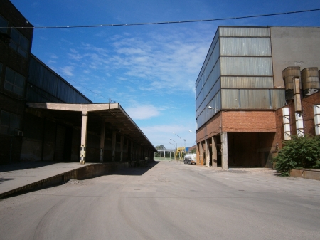 Kiadó Raktár - XXI. kerület  - 2,5 EUR/m2/hó-kép(2100)