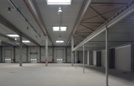 Kiadó Raktár - Kecskemét  - 2,9 EUR/m2/hó-kép(2167)