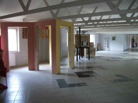 Eladó Telephely - Miskolc Csermőkei utca - 95 450 000 Ft-kép(3086)