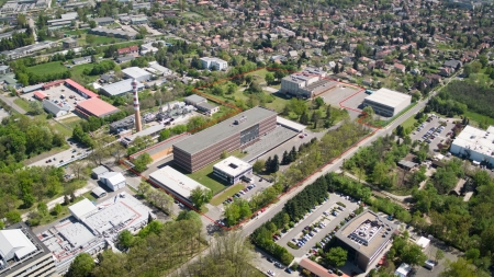 Kiadó Raktár - Gödöllő Táncsics Mihály út  - 2,9 EUR/m2/hó-kép(4962)