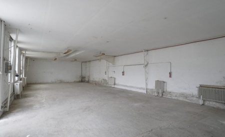 Kiadó Raktár - Sopron  - 3,2 EUR/m2/hó-kép(5816)