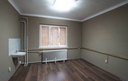 Kiadó Raktár - Sopron  - 2,5 EUR/m2/hó-kép(5840)