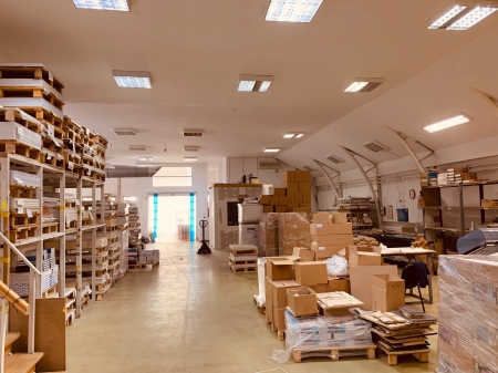 Kiadó Raktár - Budapest Csillaghegyi út - 5,0 EUR/m2/hó-kép(8018)