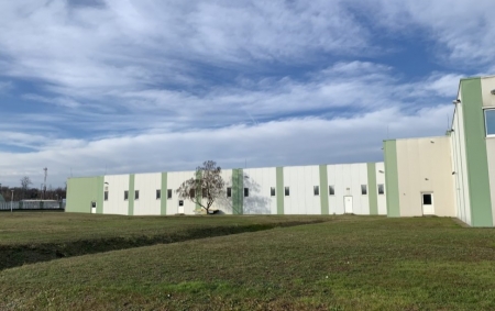 Kiadó Raktár - Gödöllő M3-as közelében  - 4,9 EUR/m2/hó-kép(8498)