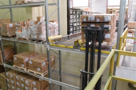 Kiadó Raktár - Ecser Ipari Park - 5,0 EUR/m2/hó-kép(9202)