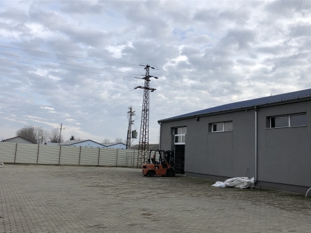 Kiadó Telephely - Debrecen Vasútszéll - 3,0 EUR/m2/hó-kép(3002)