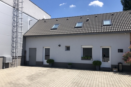Kiadó Raktár - Lajosmizse Szécshenyi Utca - 900 Ft/m2/hó-kép(7978)