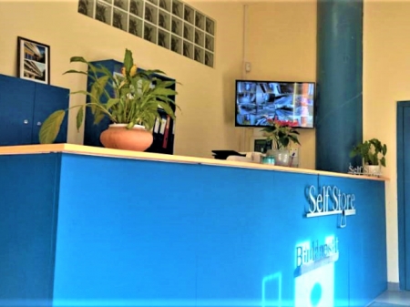 Kiadó Raktár - XIV. kerület Erzsébet királyné utja - 3 980 Ft/m2/hó-kép(352)